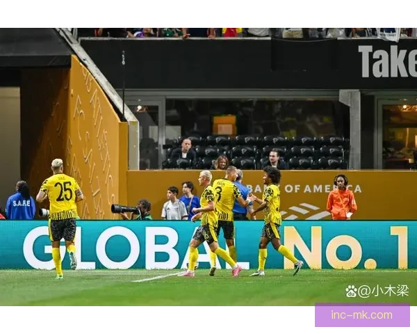 2025年8月多特蒙德官方宣布签下斯图加特射手吉拉西开启新篇章